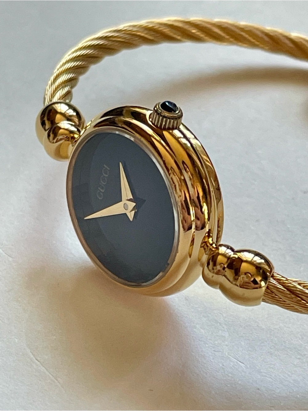Gucci Gold-Tone Bangle Watch with Black Dial - Picture 9 of 17